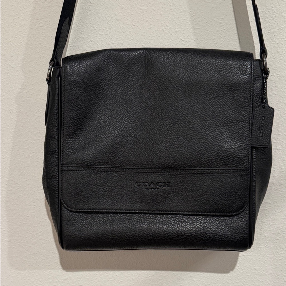 Coach Black Leather Messenger Bag - Picture 2 of 11